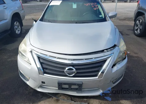 2014 Nissan Altima 2.5/2.5 S/2.5 Sl/2.5 Sv из США, поврежденный, VIN 1N4AL3AP7EC196457